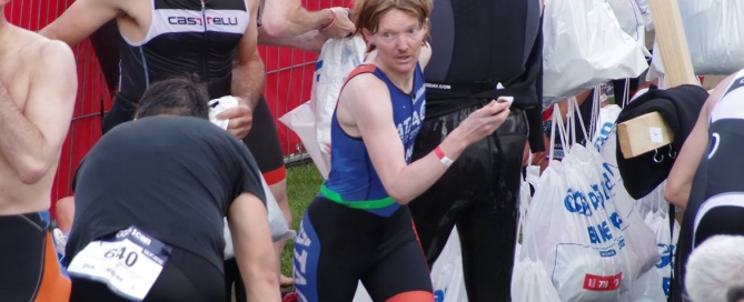 Lorna running out of transition in a triathlon